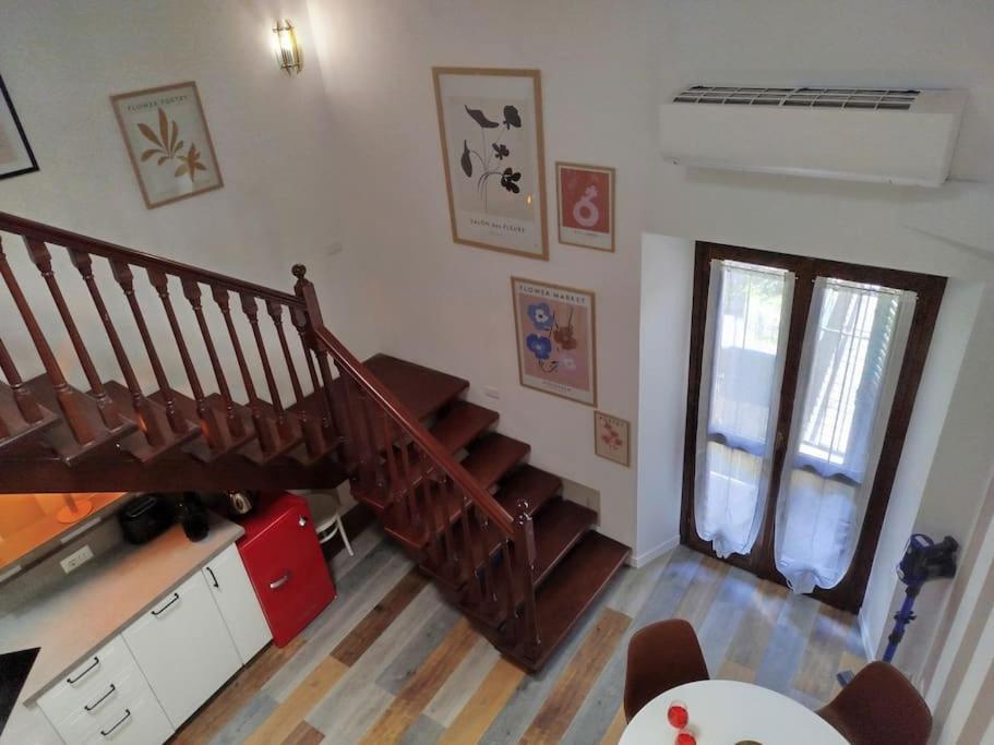 Casa Fedra, Delizioso Loft Frontelago ตอสโกลาโน มาแดร์โน ภายนอก รูปภาพ